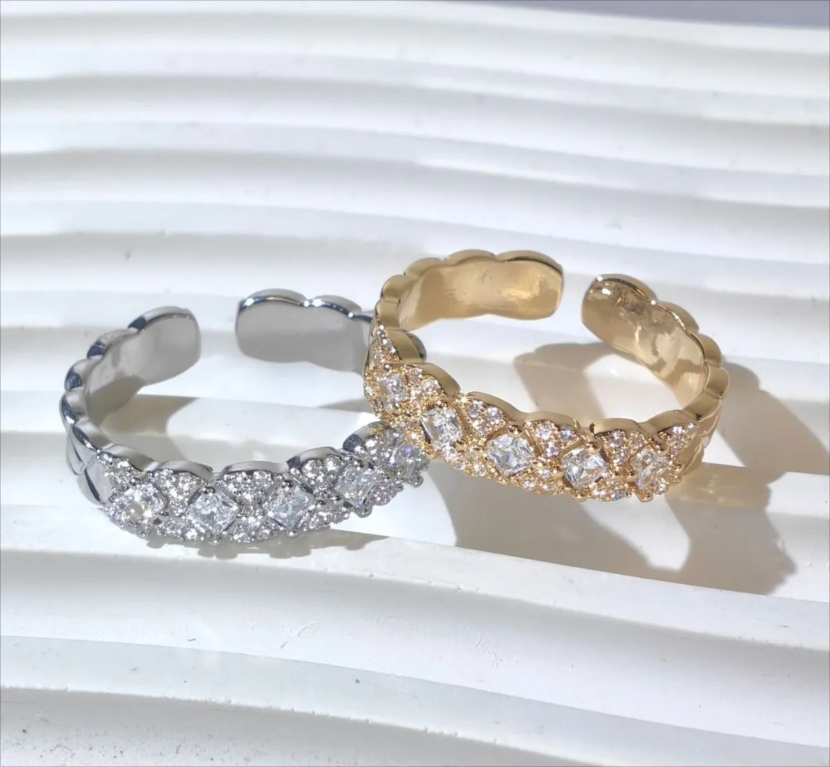18K Gold Vacuum Plating: Brass With Zircon Open Ring(MAC213)
