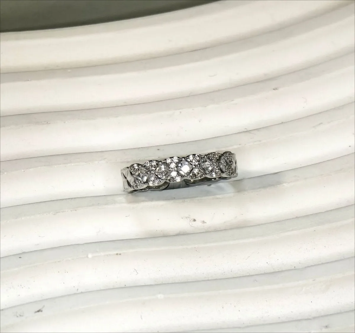 18K Gold Vacuum Plating: Brass With Zircon Open Ring(MAC213)