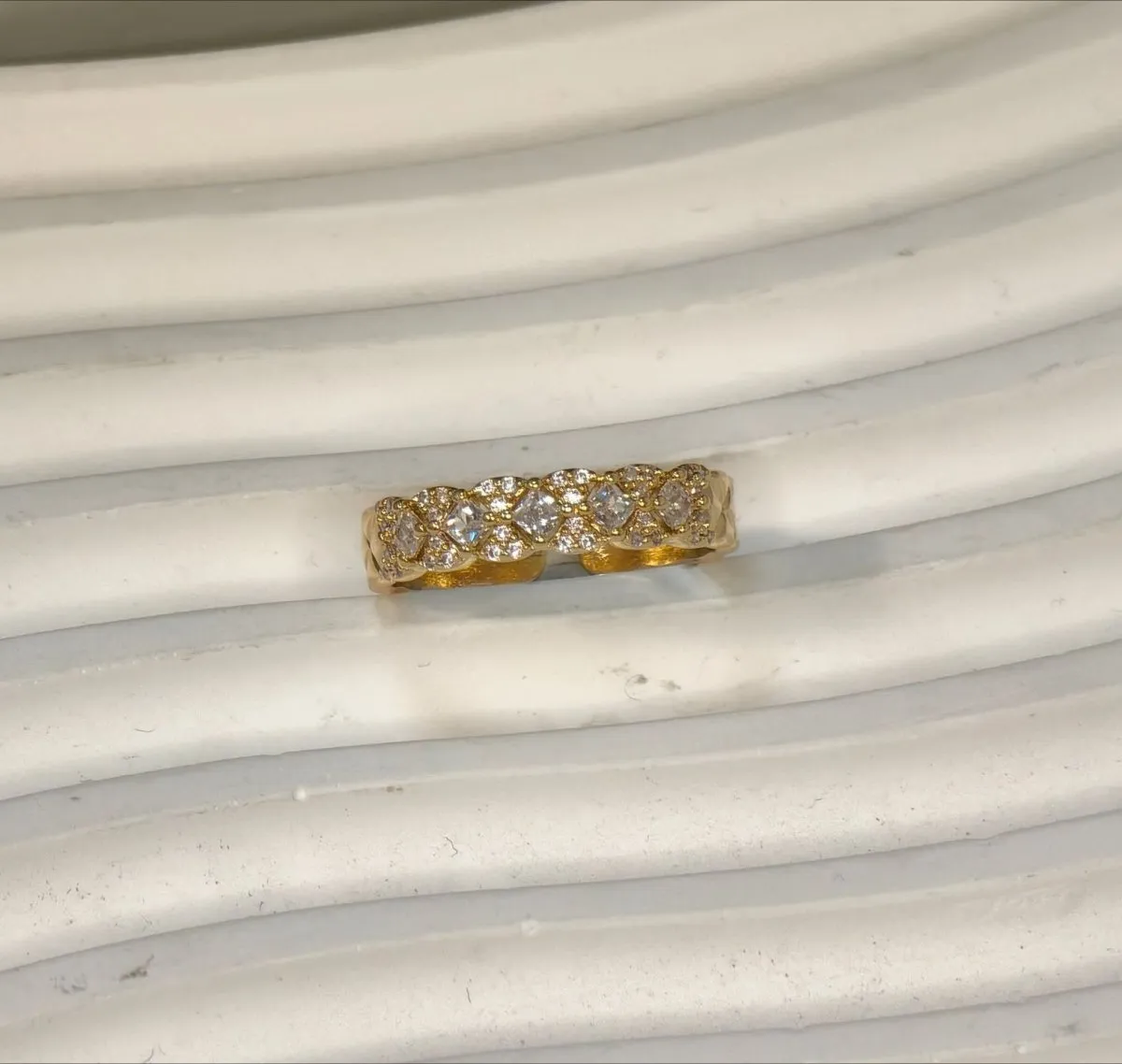 18K Gold Vacuum Plating: Brass With Zircon Open Ring(MAC213)