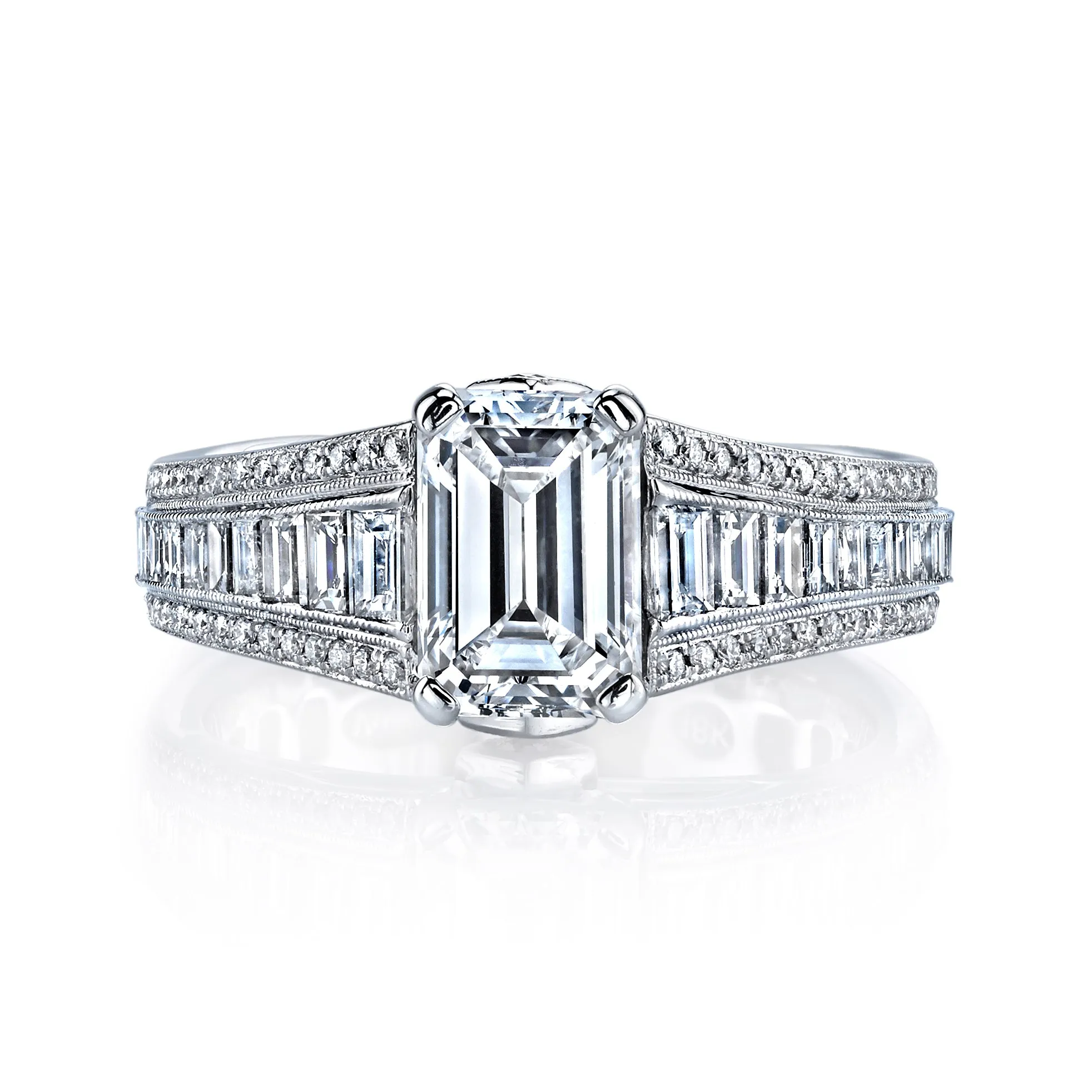 18K White Gold Diamond Engagement Ring