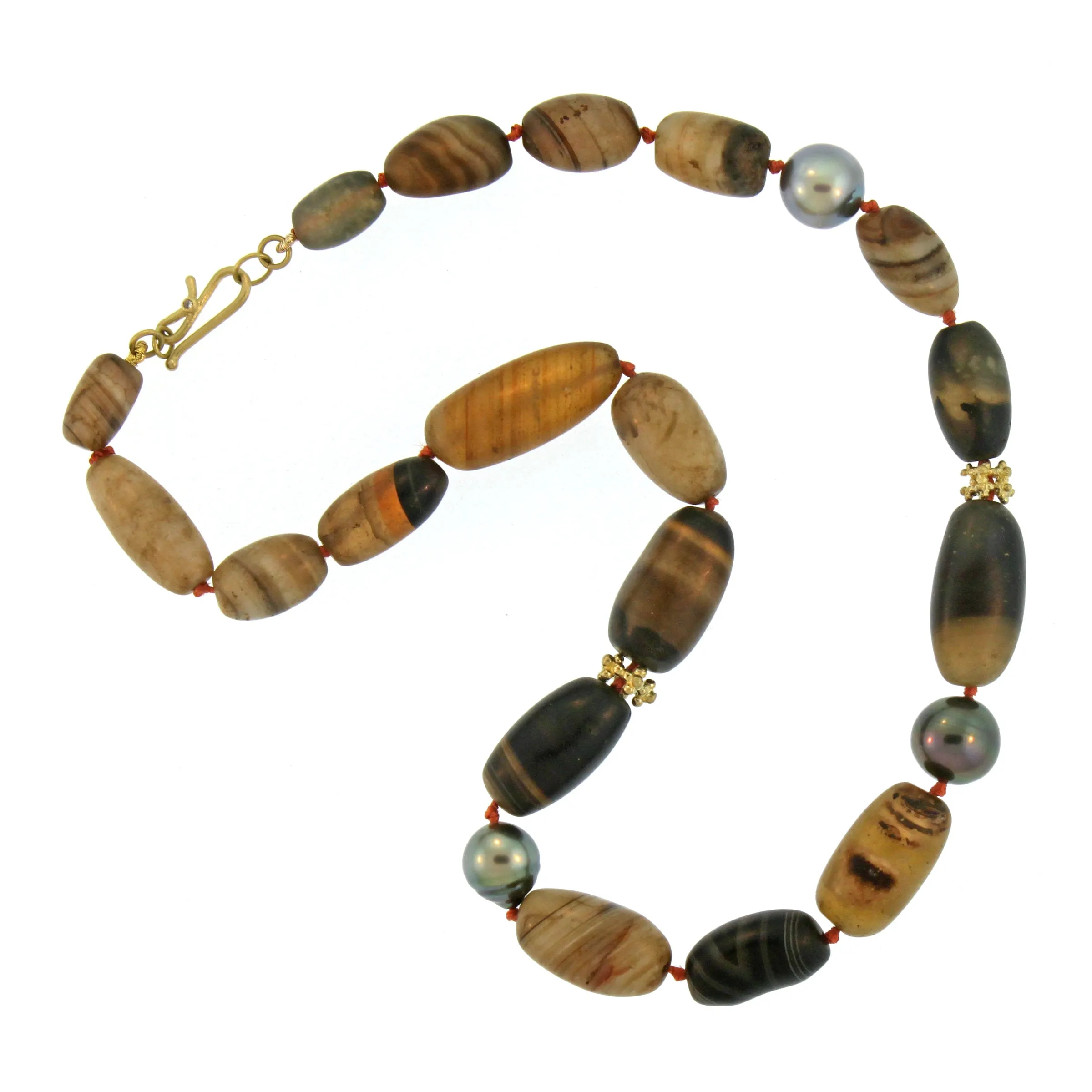 A Banded Agate   Tahitian Pearl Necklace