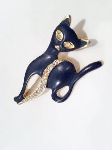 Black Cat Figural Pin Brooch - A Vintage Treasure with Sparkling Eyes