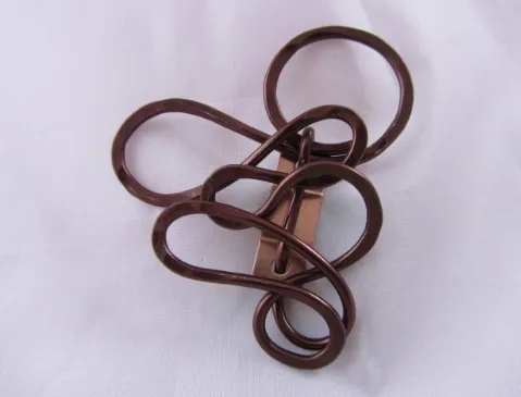 BR112 Handmade Daytona Brooch