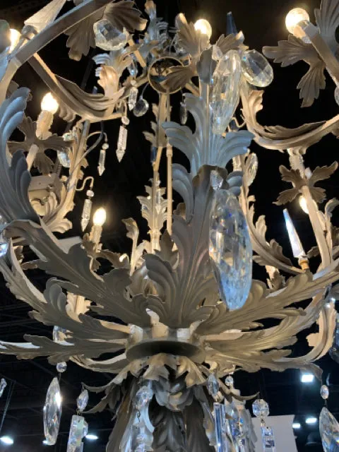 *CHANDELIER SILVER FINISH WITH CRYSTALS