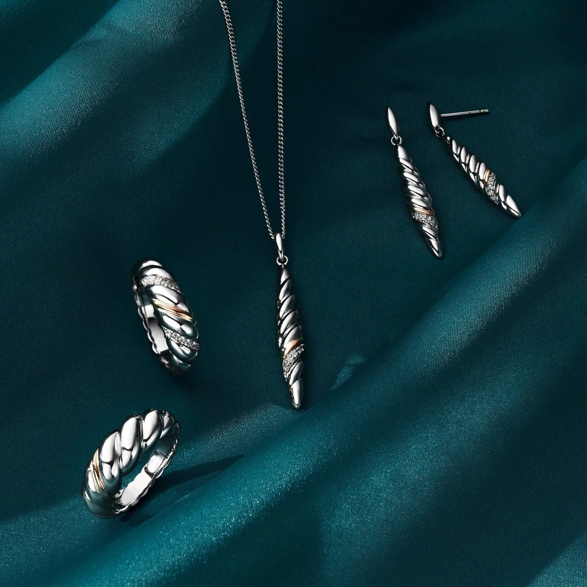 Clogau Lover's Twist Drop Earrings