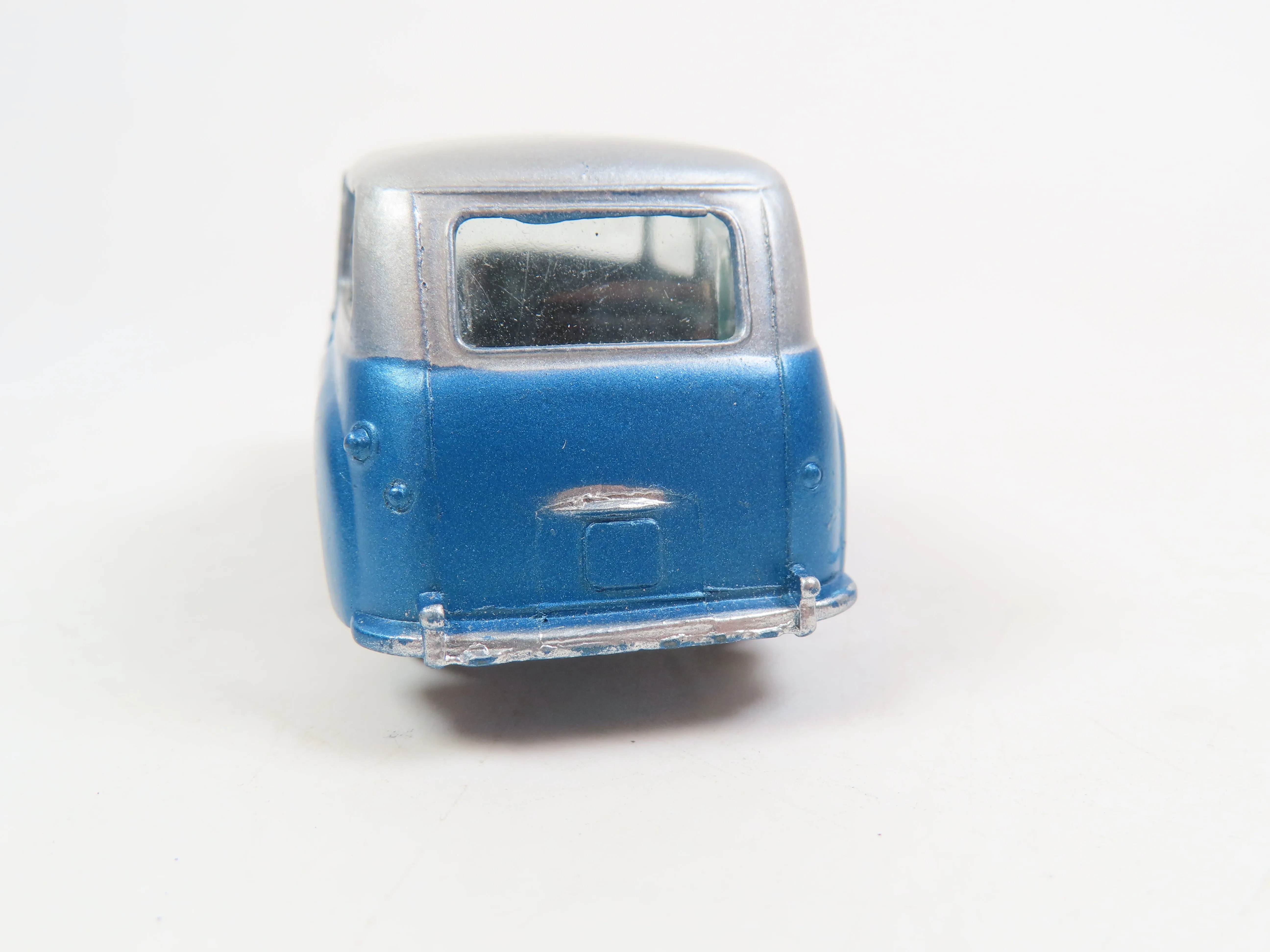Corgi 206 Hillman Husky, Mint!
