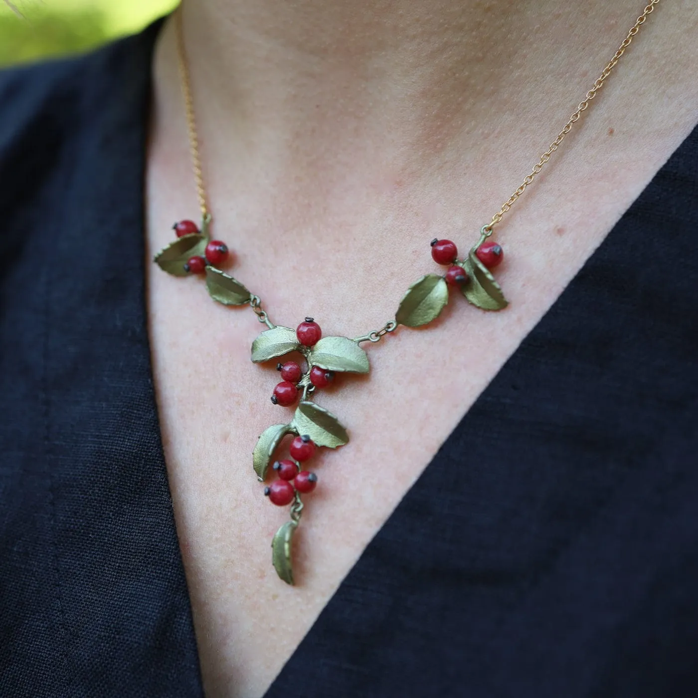 Holly Necklace