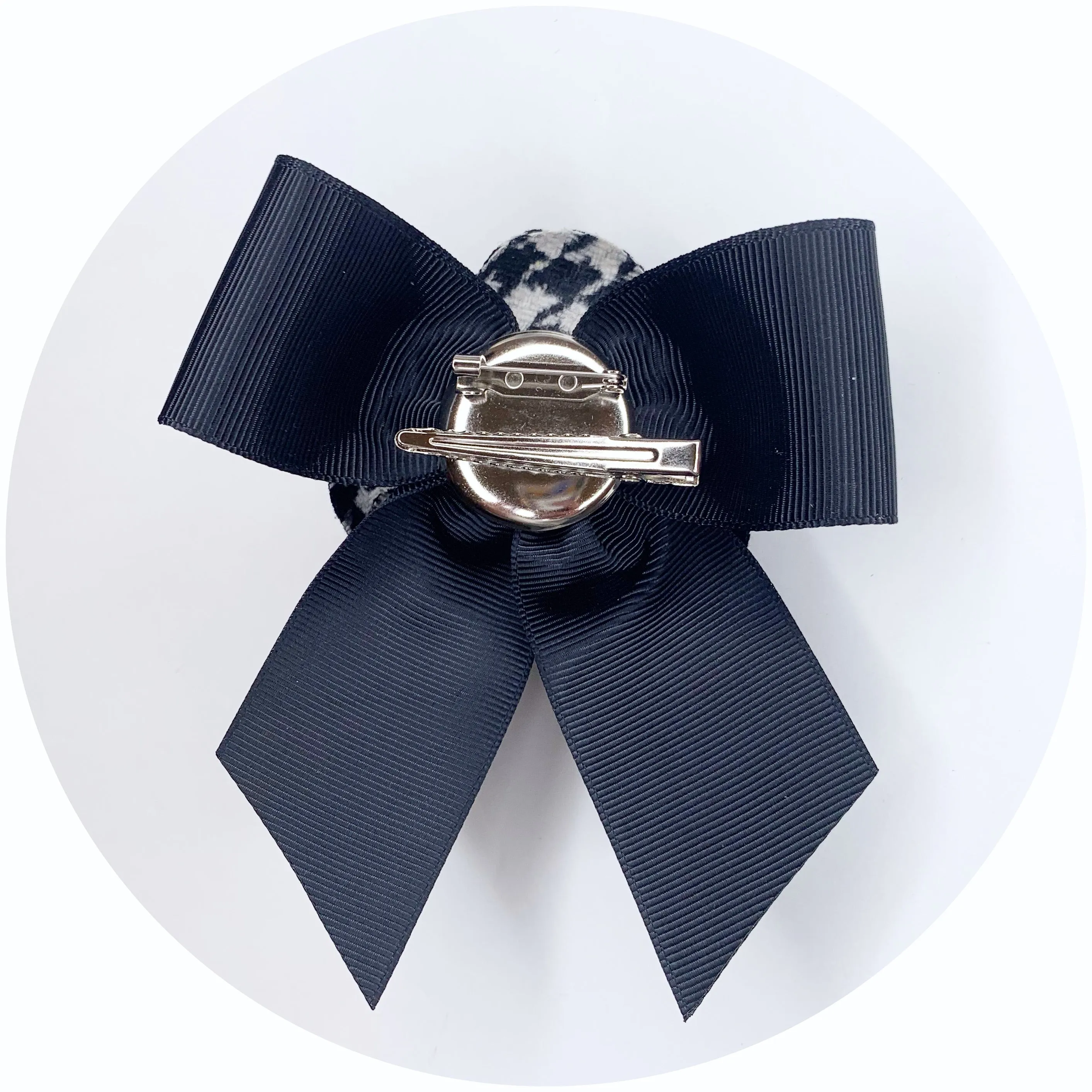 Houndstooth Bow Brooch