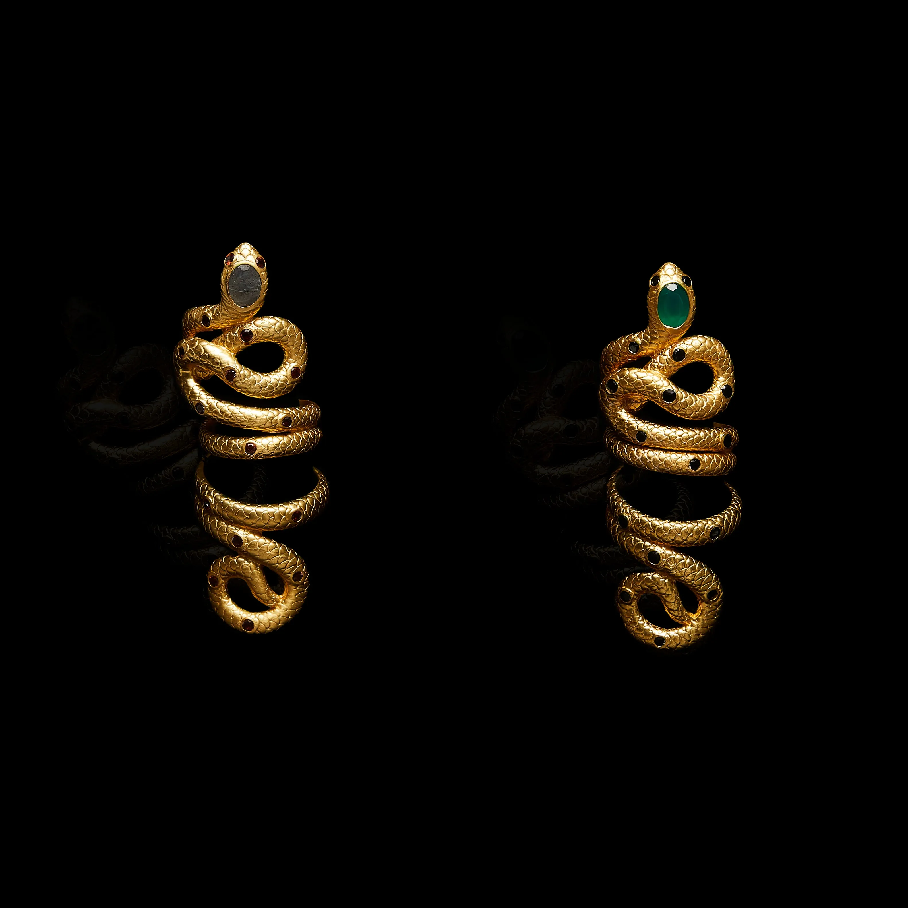 Naga Long Ring