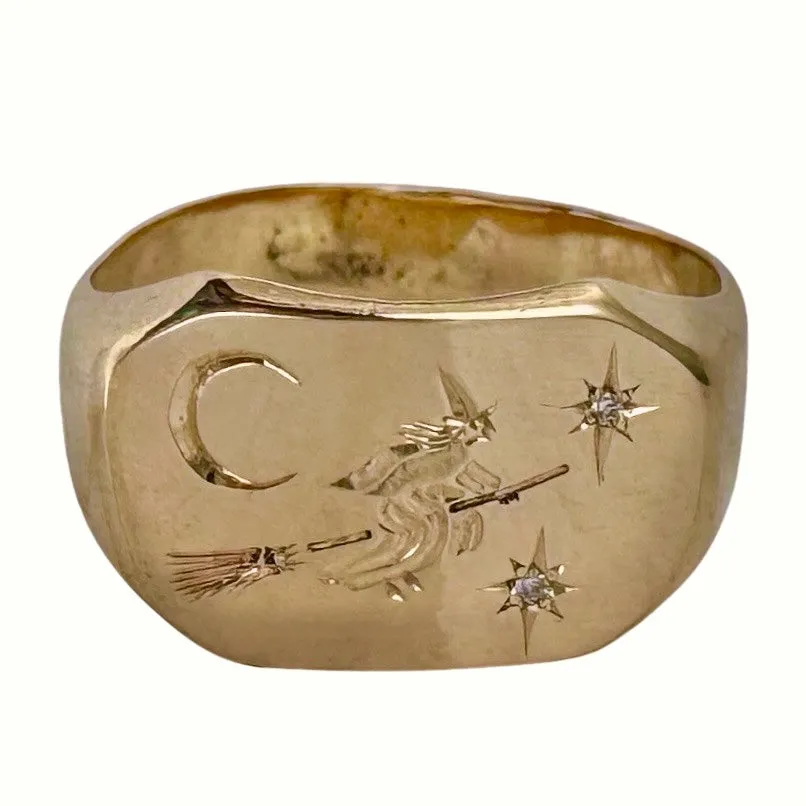 reimagined V I N T A G E // the best witch / 10k witch flying on a broom in the night sky signet ring / size 6.5