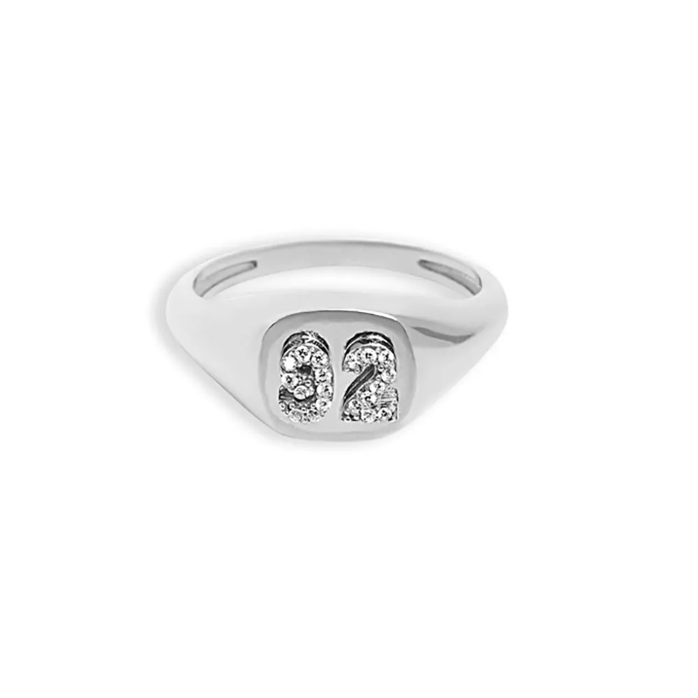 THE TINY VARSITY SIGNET RING