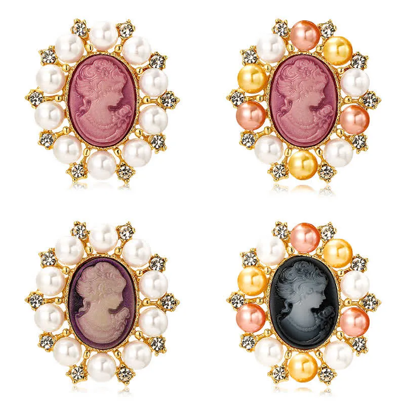 Women's Palace Relief Beauty Pearl Brooch